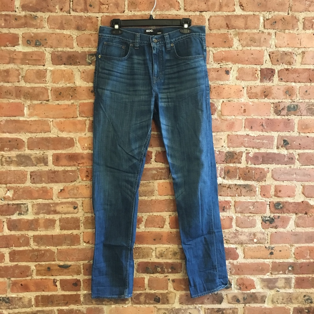 BDG Skinny Blue Jeans size 33 NWT